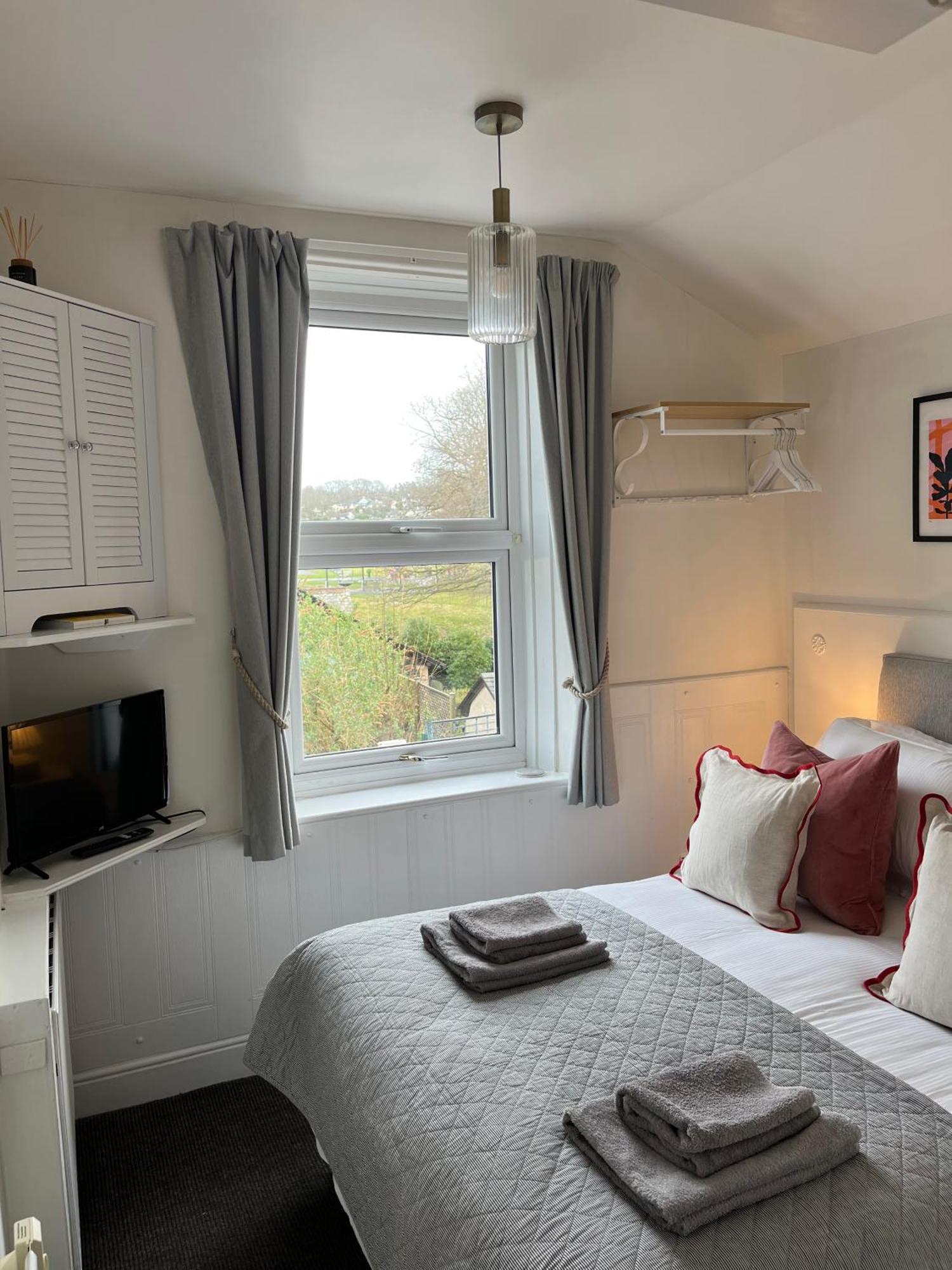 Hotel The Dozy Deer (Adults Only) Windermere Exterior foto